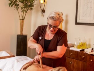 Waldkraft-Ganzkörper-Massage