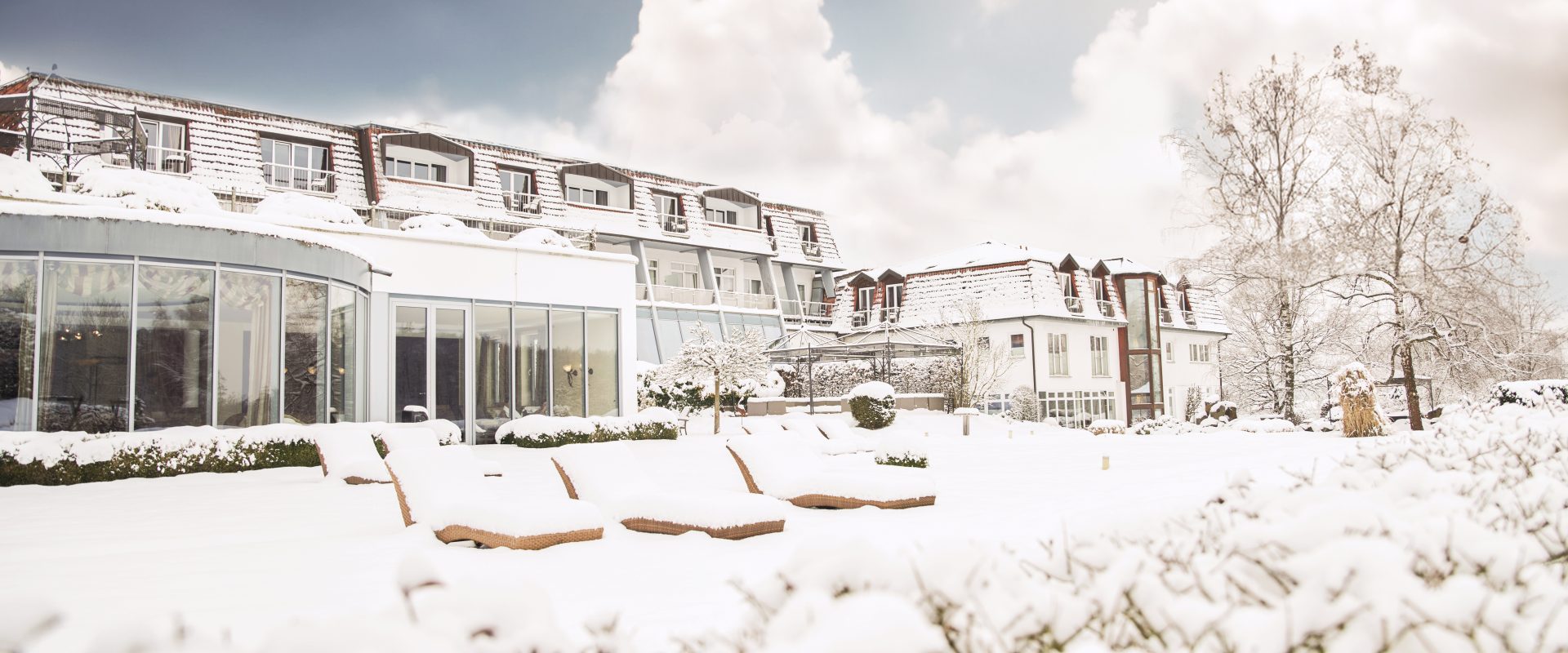 Schnee Winter Urlaub Wellness